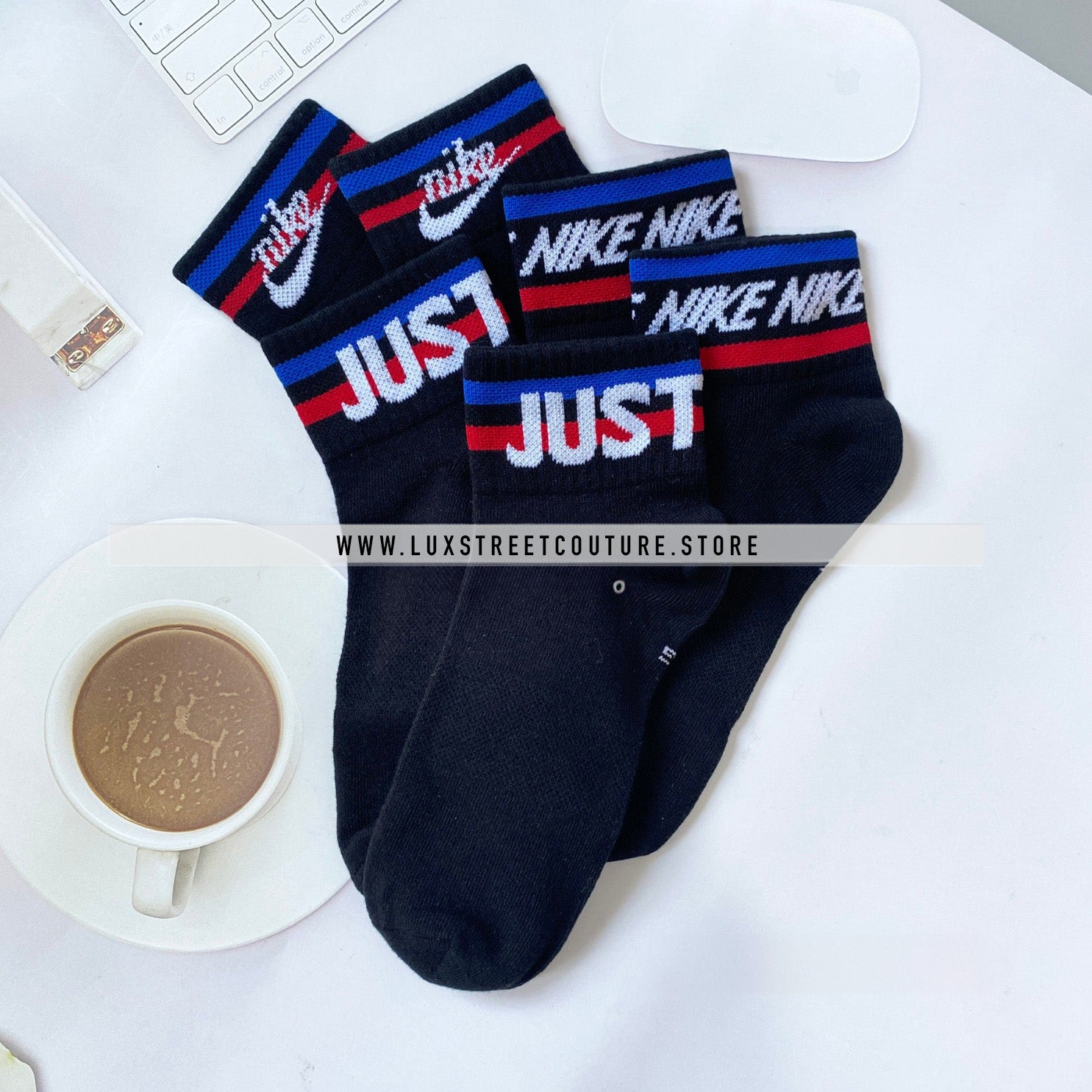 NlKE LOW CUT (3 PAIRS)