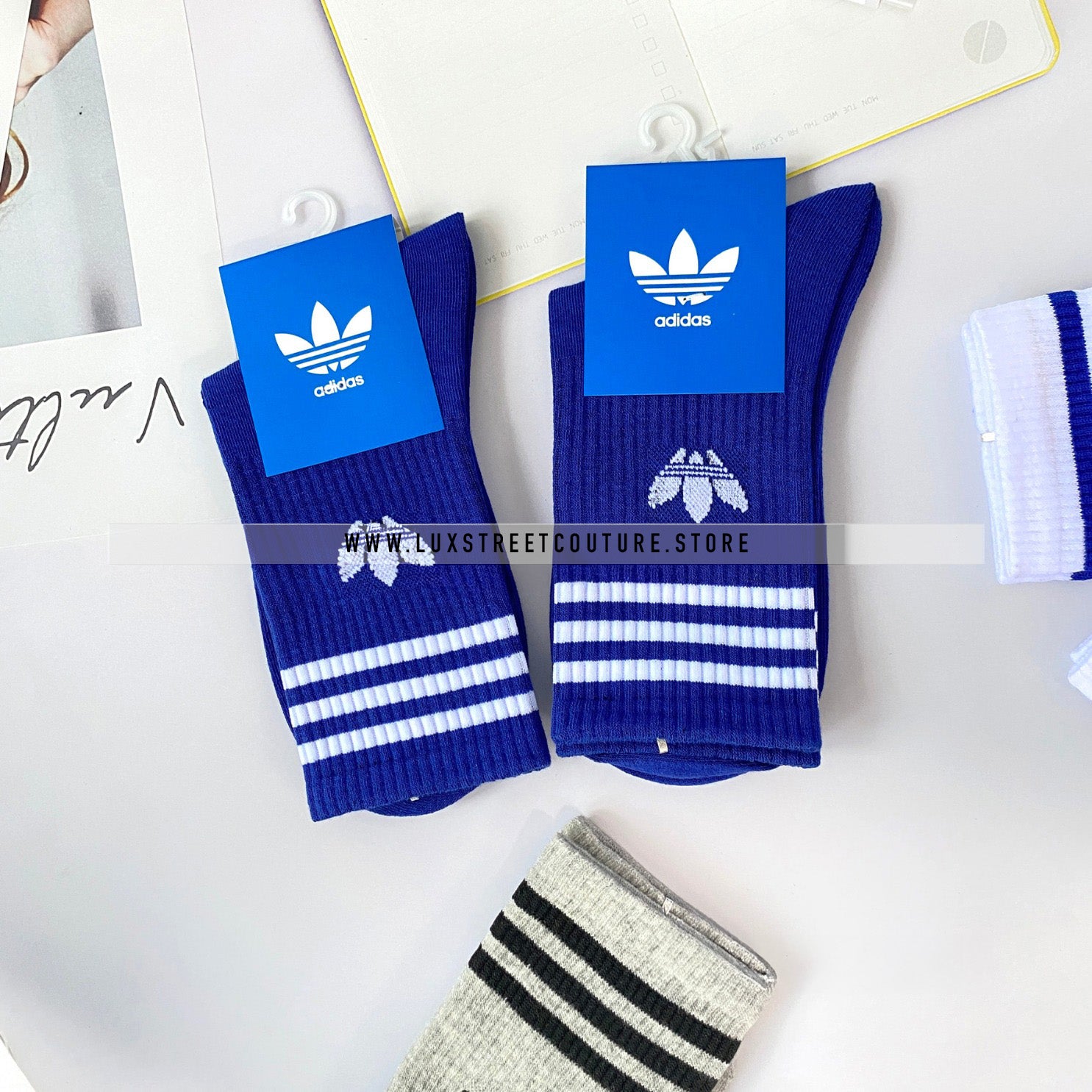 ADlDAS CREW SOCKS (3 PAIRS)
