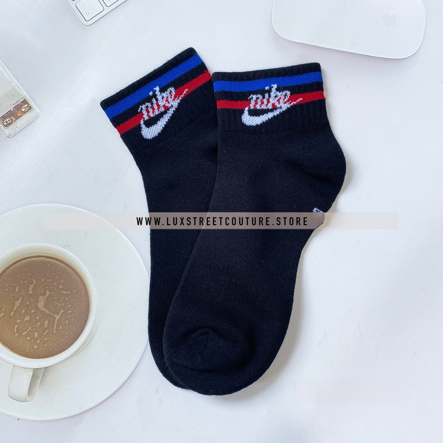 NlKE LOW CUT (3 PAIRS)