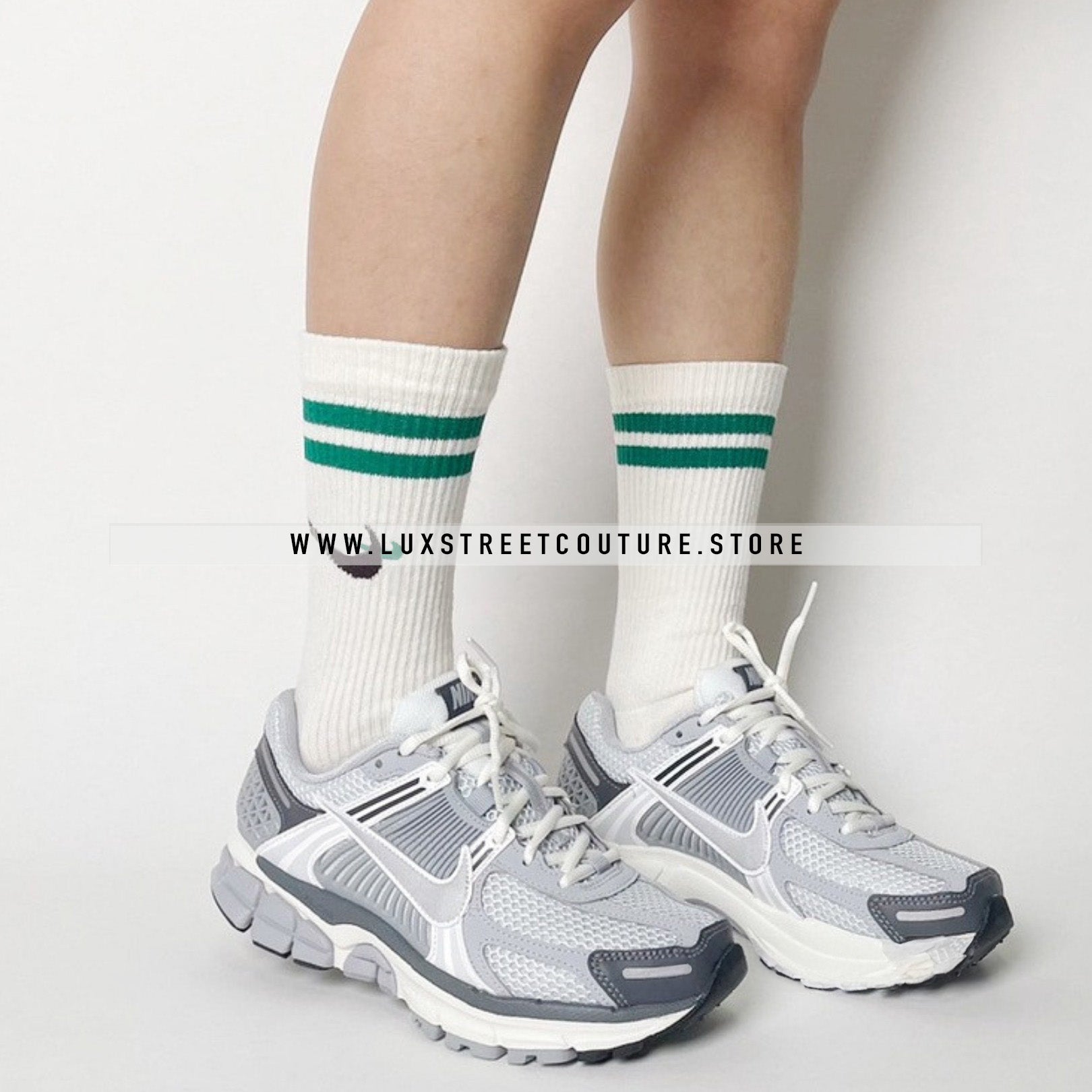 NlKE DOUBLE SWOOSH GREEN STRIPED (3 PAIRS)